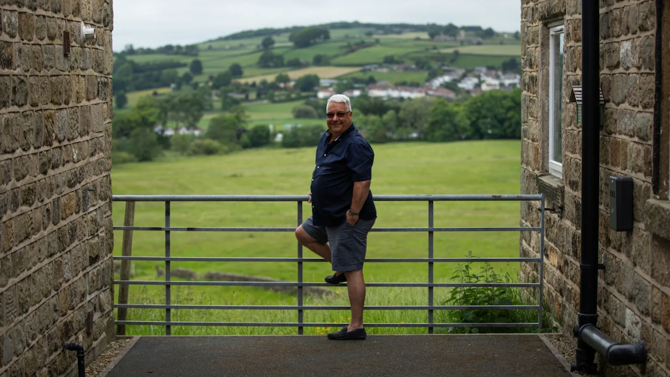 Raise a glass to retiring Chairman, Peter Gable